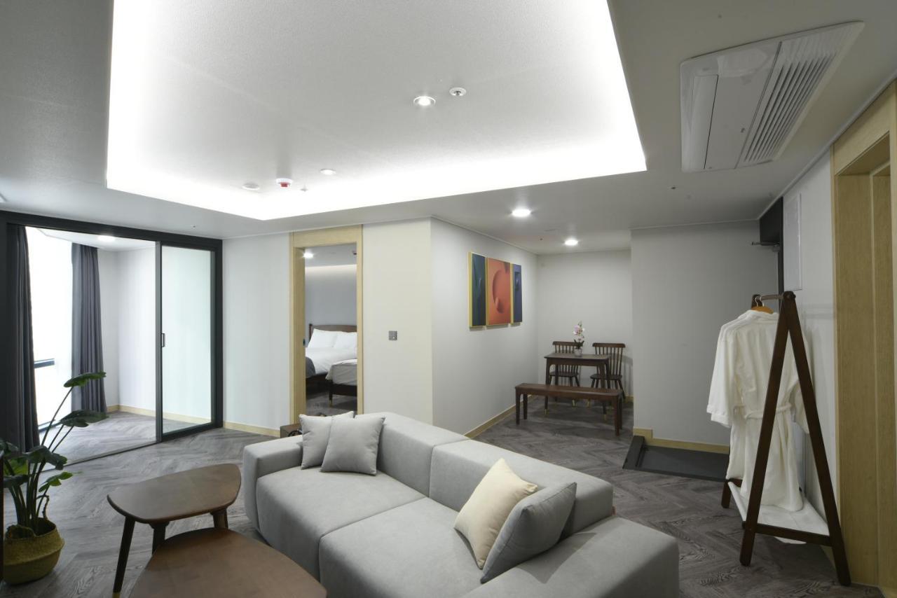 Haeundae Central Hotel Пусан Экстерьер фото