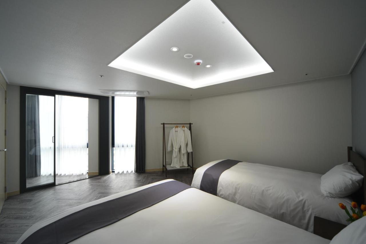 Haeundae Central Hotel Пусан Экстерьер фото