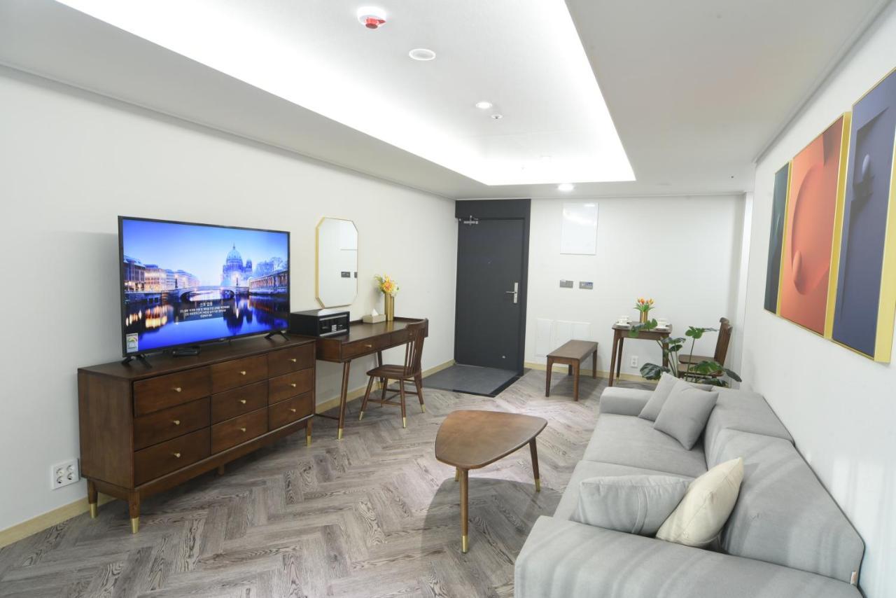Haeundae Central Hotel Пусан Экстерьер фото